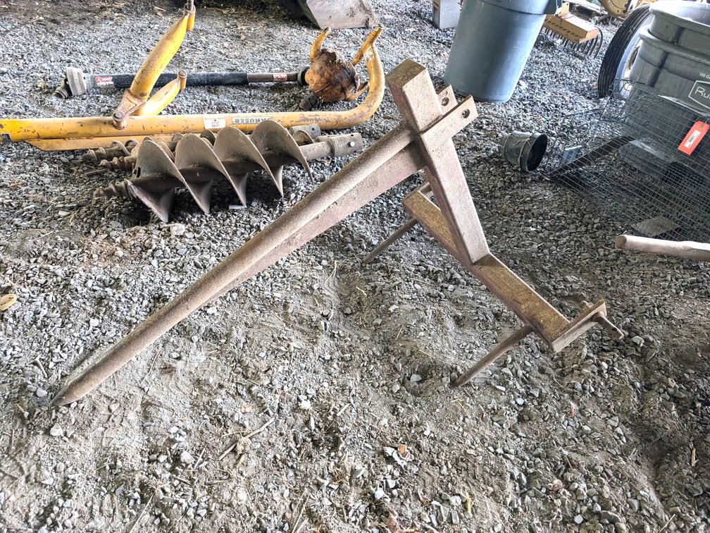 3 Pt Bale Spear