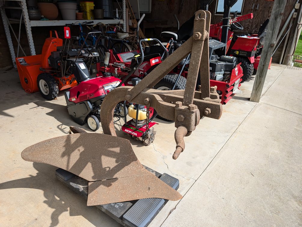 Ferguson 3 Pt Single Bottom Plow