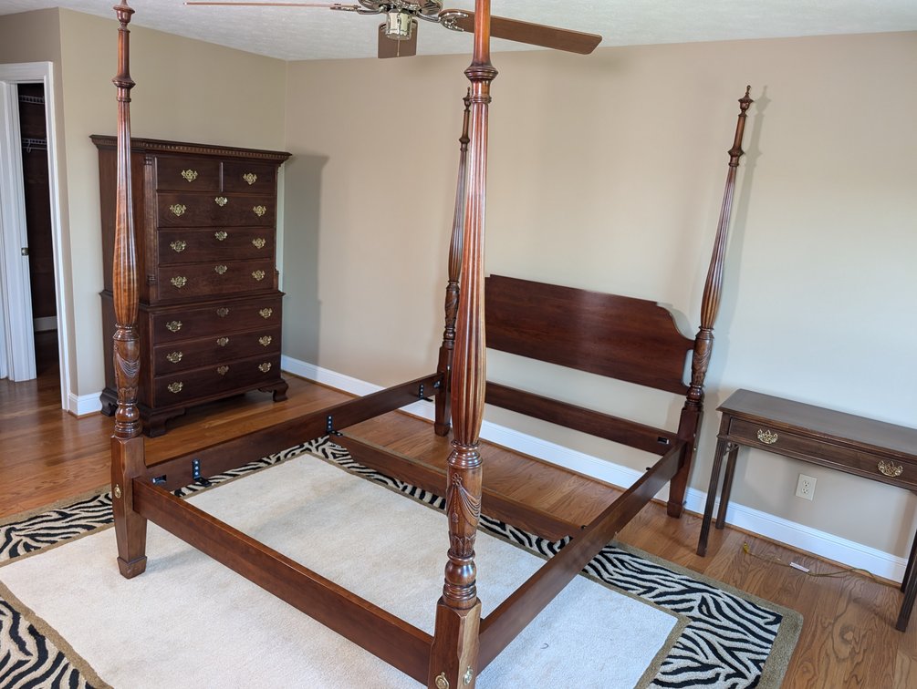 Queen Size Four Post Bed