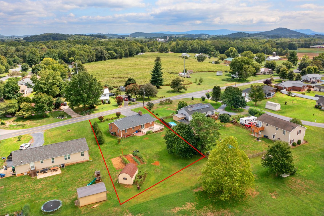 Image for 4 Bedroom 3 Bath Brick Ranch Home Near Dayton VA