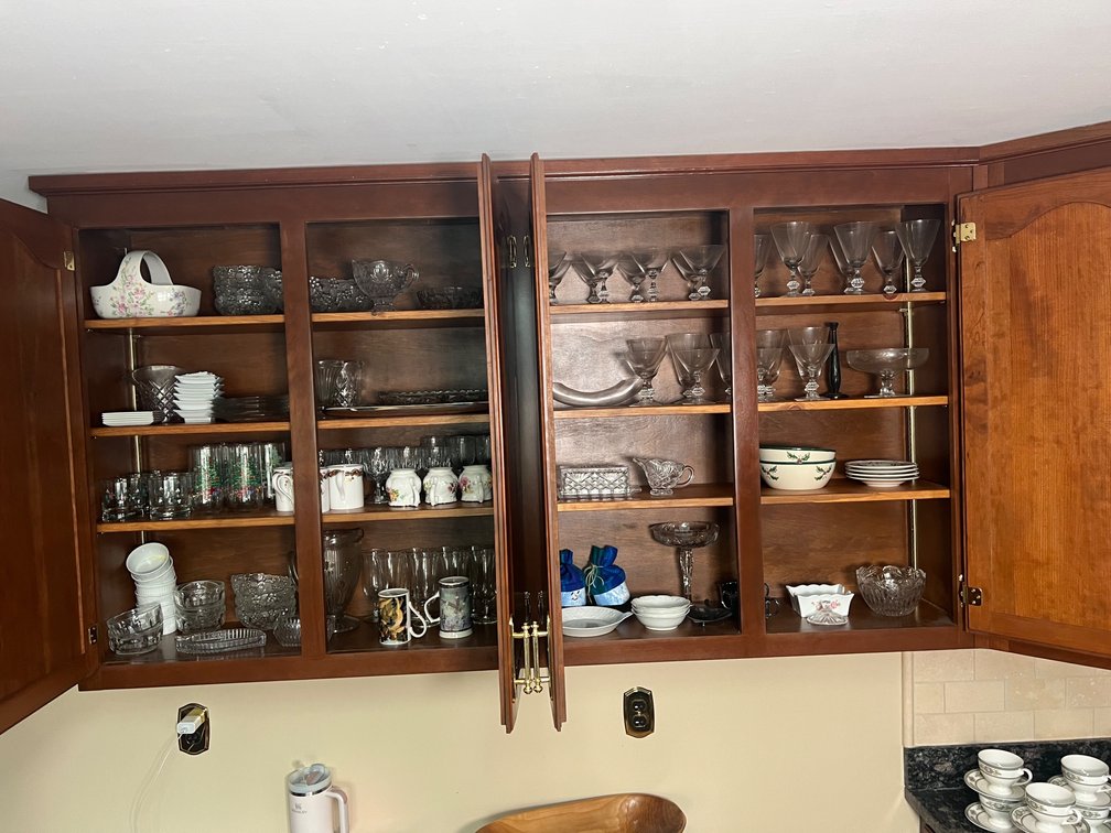 Assorted Glassware & Dishes