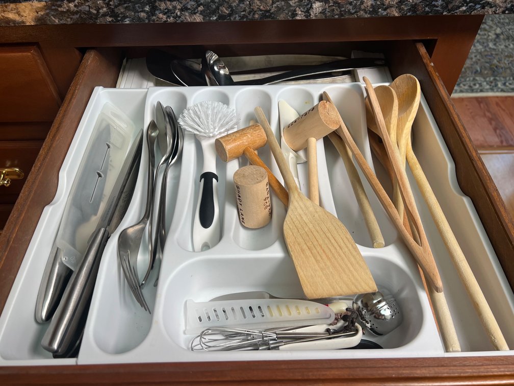 Lot of Assorted Kitchen Utensils and Flatware