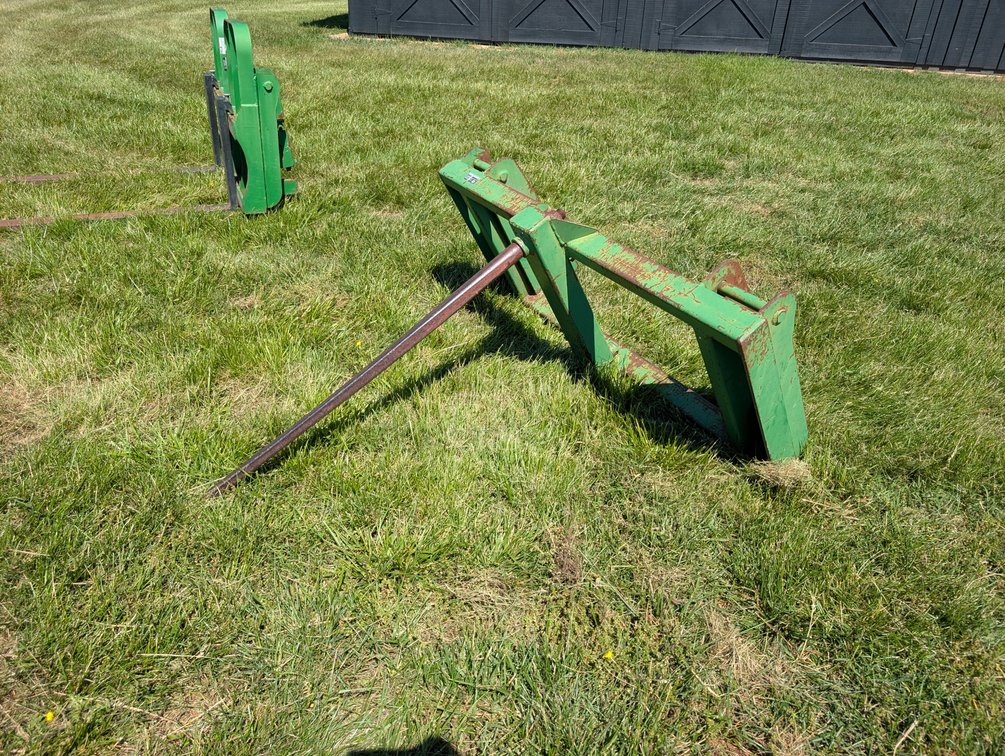 HLA JD Quick-Attach Bale Spear- SF50JD640