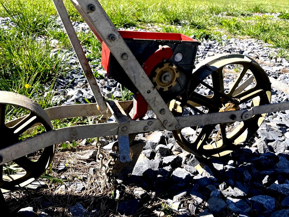 Garden Seeder