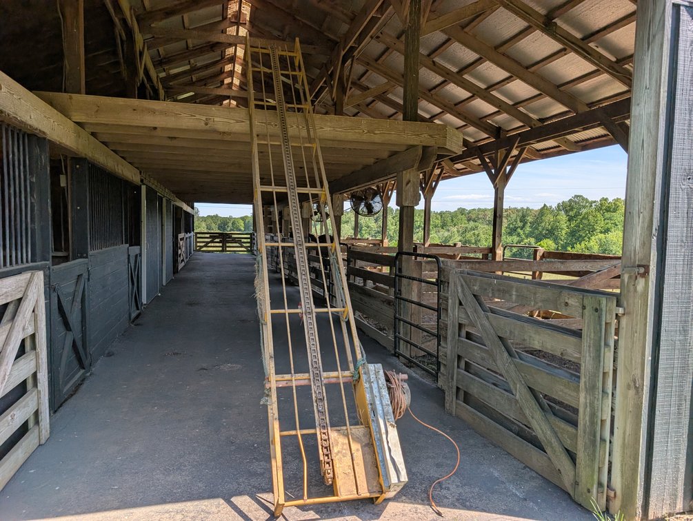 Hay Elevator