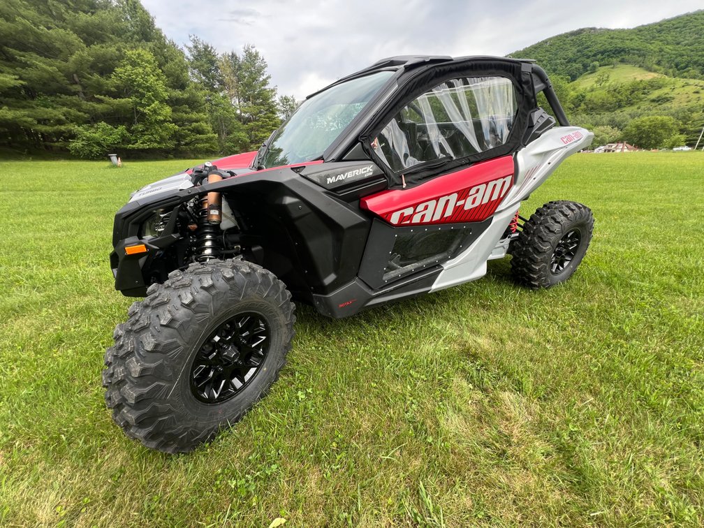 2025 CanAm Maverick DS. Turbo x3