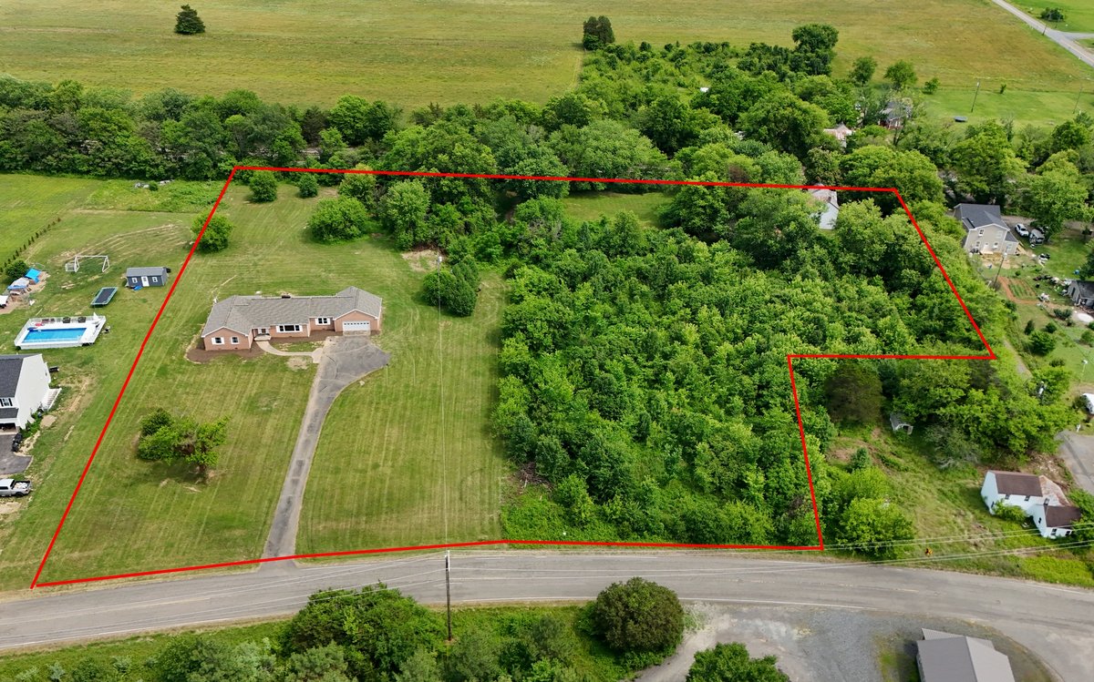 Image for Two Homes on 4.93 +/- Acres in Midland VA