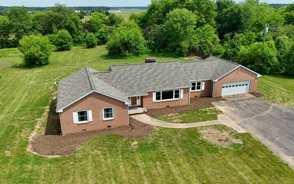 Image for Two Homes on 4.93 +/- Acres in Midland VA