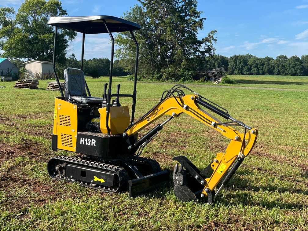 CFG Industrial H13R Mini Excavator