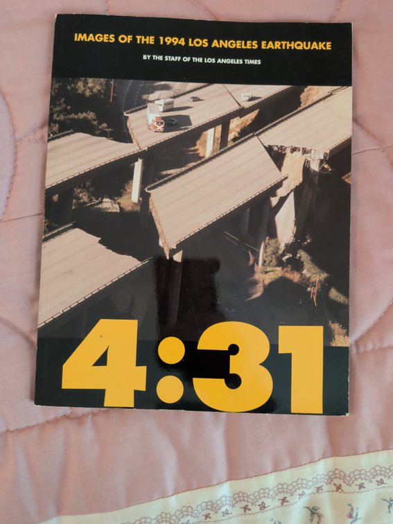 Los Angeles Times 1994 Earthquake Photography Book