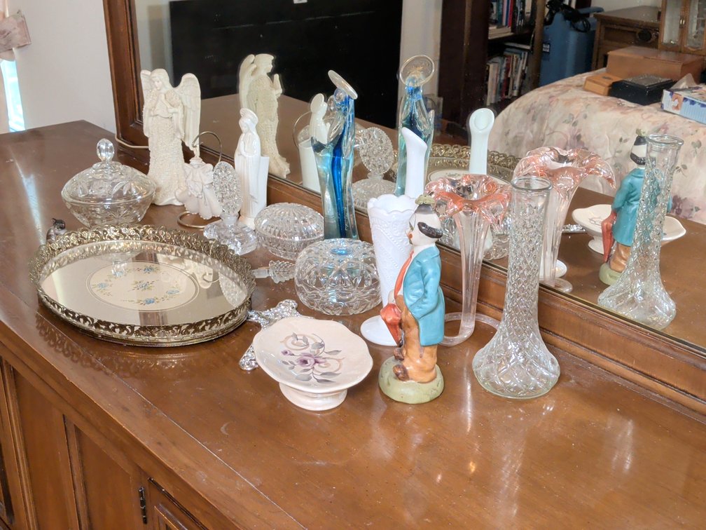 Art Glass & Figurine Collection