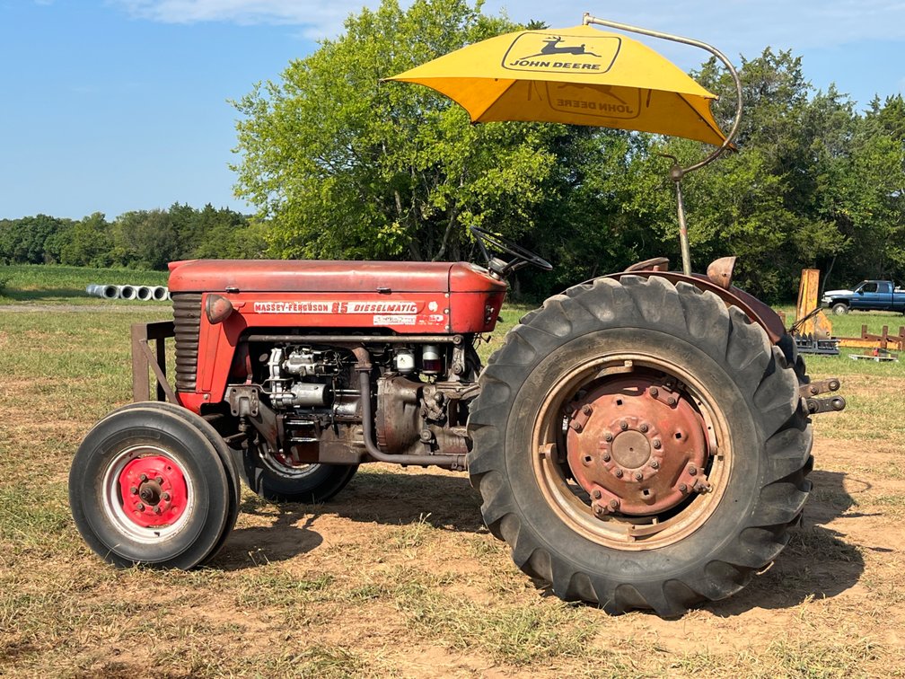 Massey-Ferguson 65 Dieselmatic Tractor