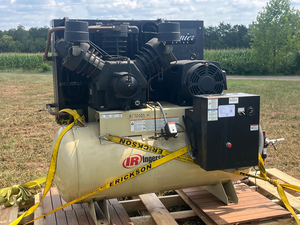 Ingersoll-Rand 2000E30-PS 30-HP 120-Gal Air Compressor