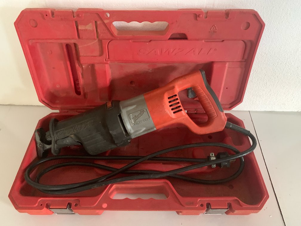 Milwaukee Orbital Super Sawzall