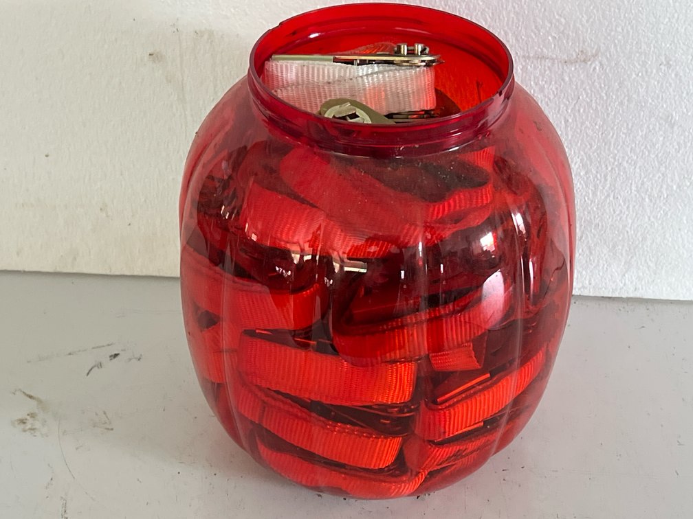 Ratchet Tie-Down and Lashing Straps in Plastic Container