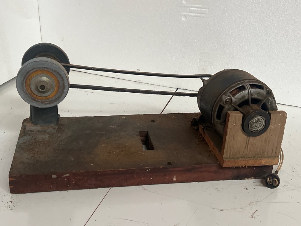 Belt-Driven Benchtop Arbor with Electric Motor
