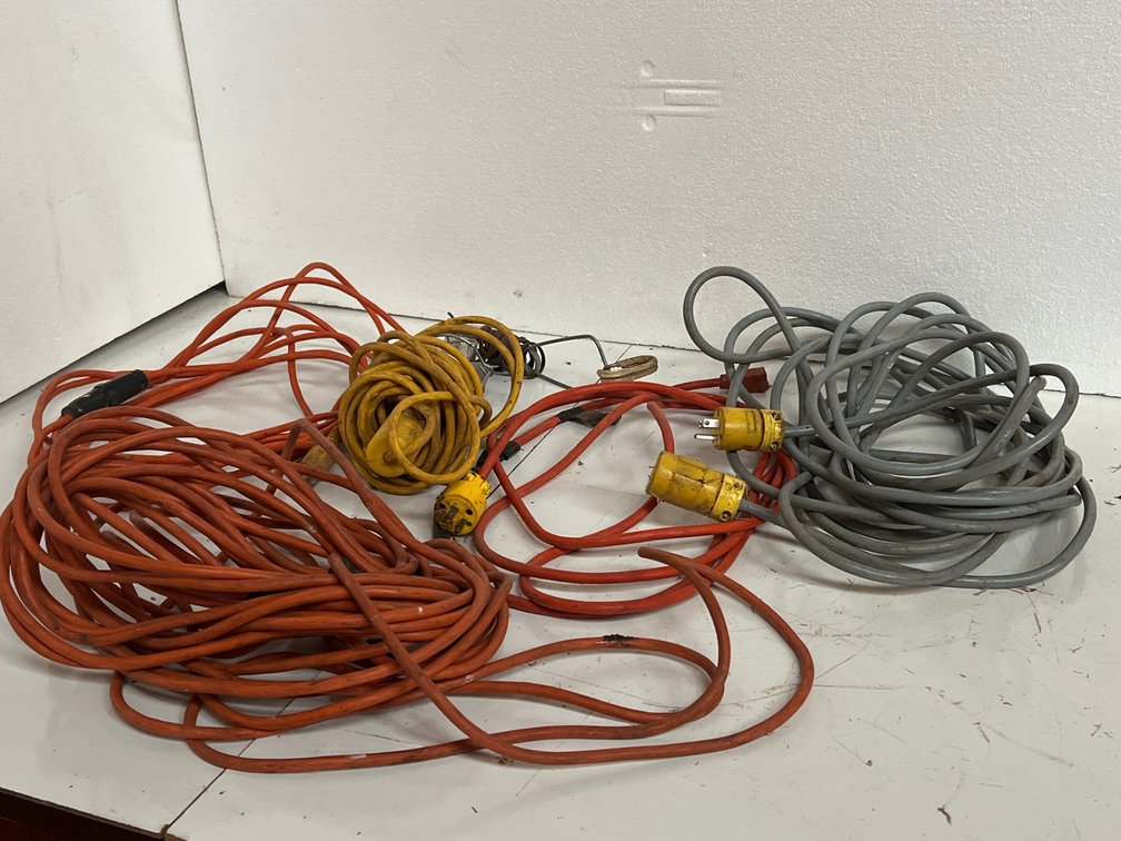 Electrical Extension Cords and Drop Work Light