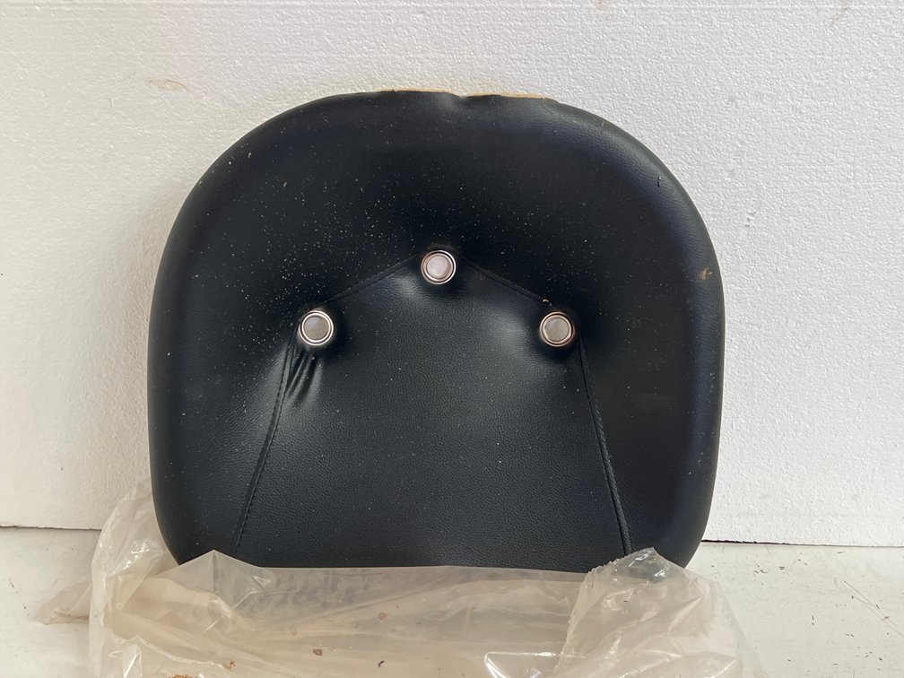 Black Vinyl Universal Pan Seat