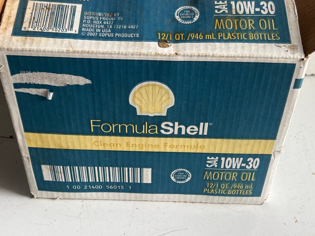 Formula Shell SAE 10W-30 Motor Oil, Case of 12
