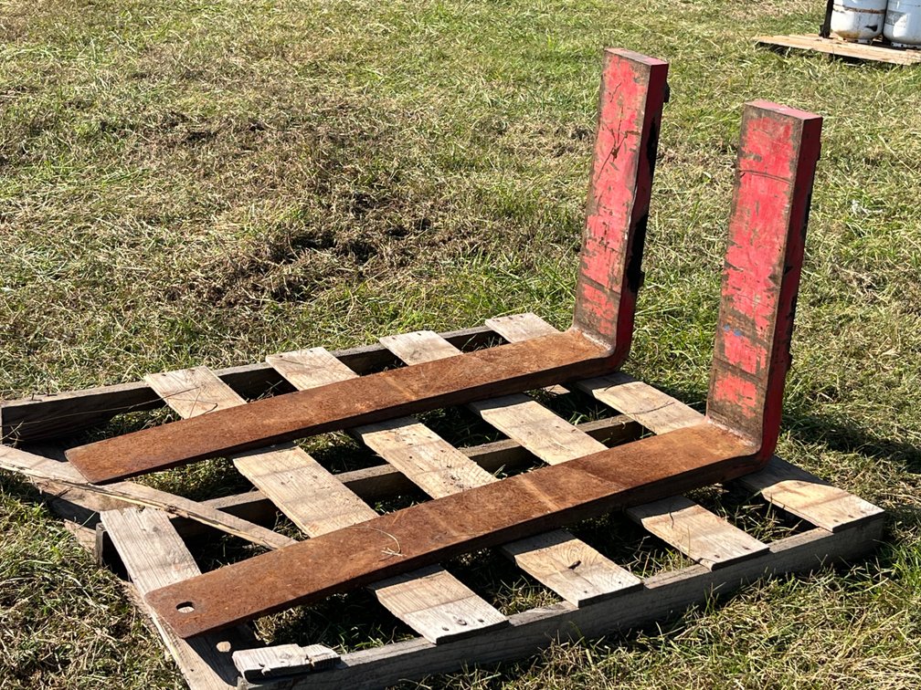 Set of 48” Pallet Forks
