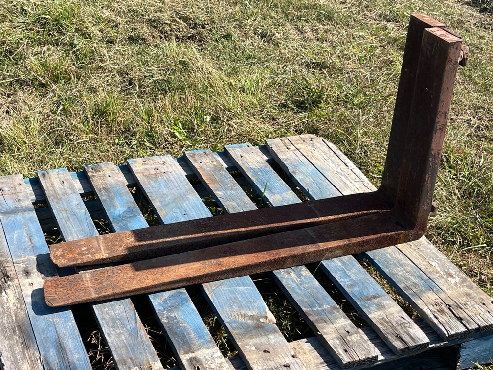 Set of 36” Pallet Forks