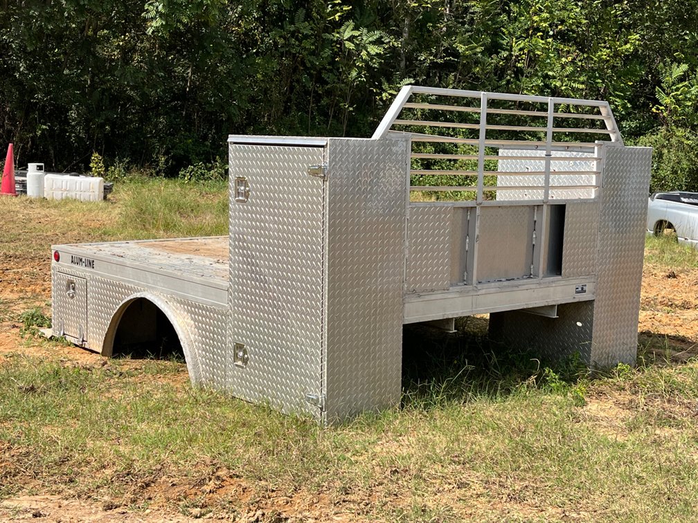 Alum-Line Aluminum Diamond Plate Utility Truck Flatbed Body