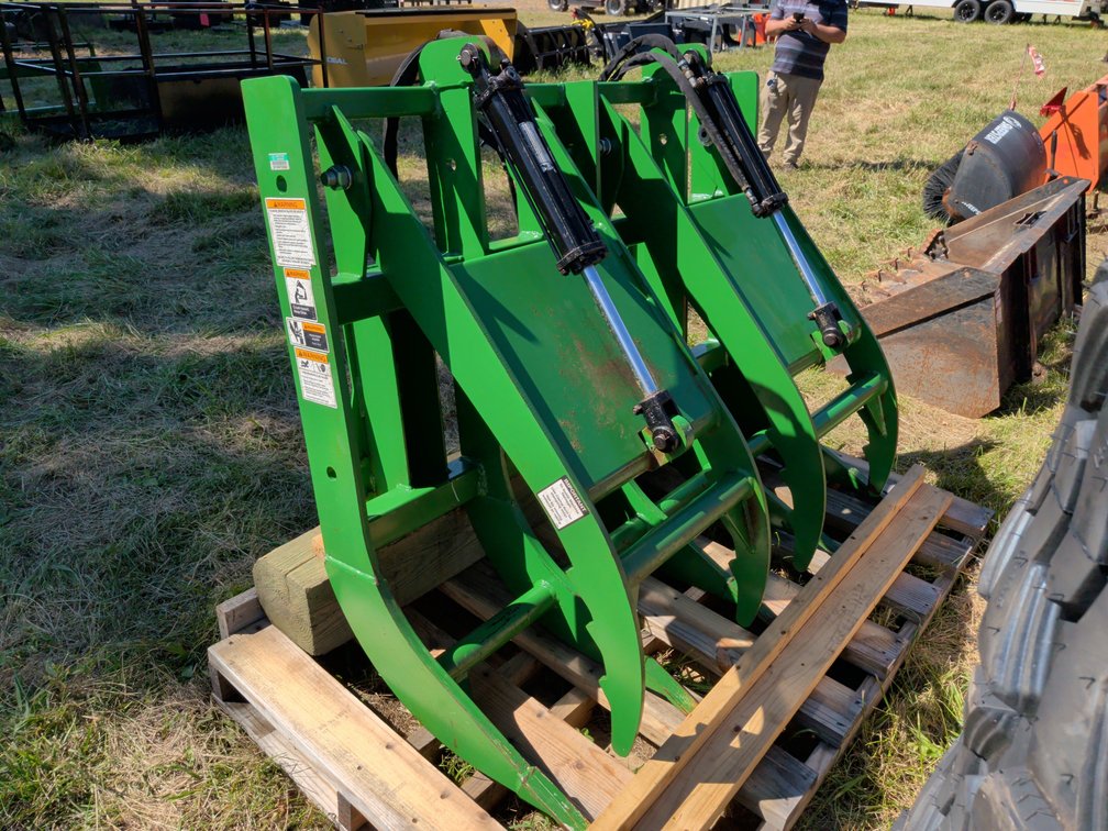 Frontier Grapple Attachment