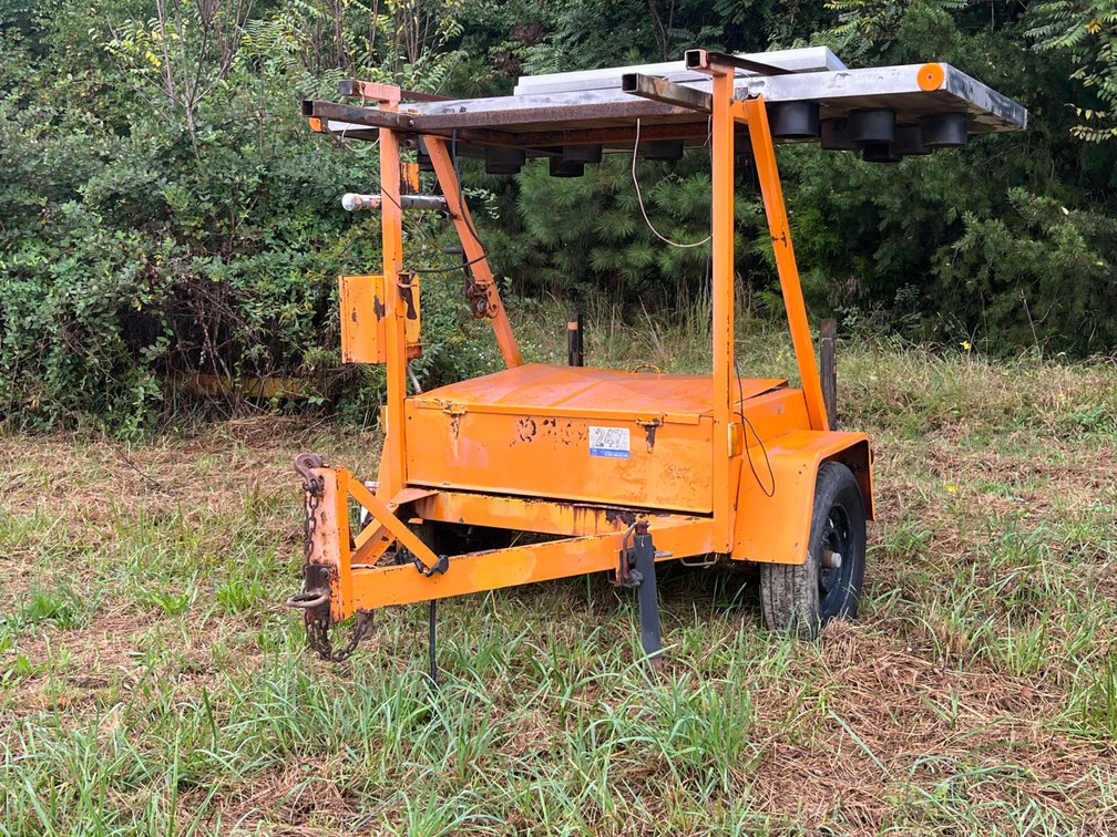 Solar-Powered Directional Arrow Board Trailer