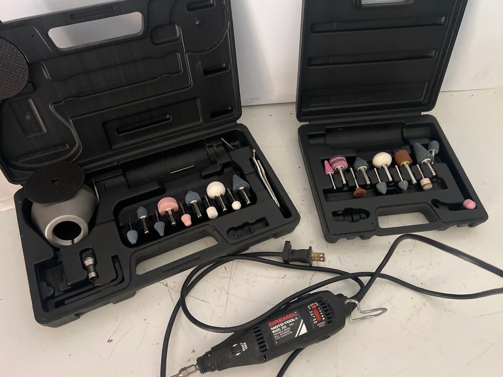 Dremel Moto-Tool Model 395 Rotary Tool with Accessories