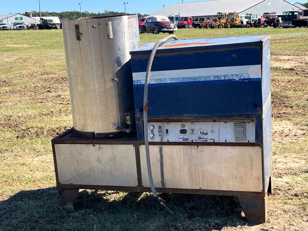 Model 5523 Natural Gas Hot Water Pressure Washer