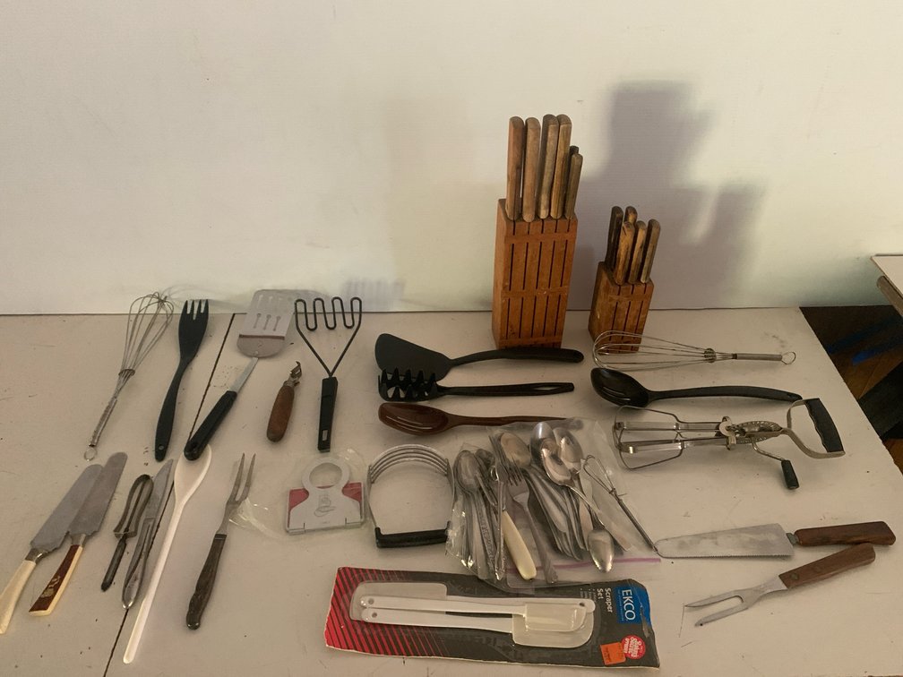 Kitchen Utensils, Cutlery, and Knife Blocks
