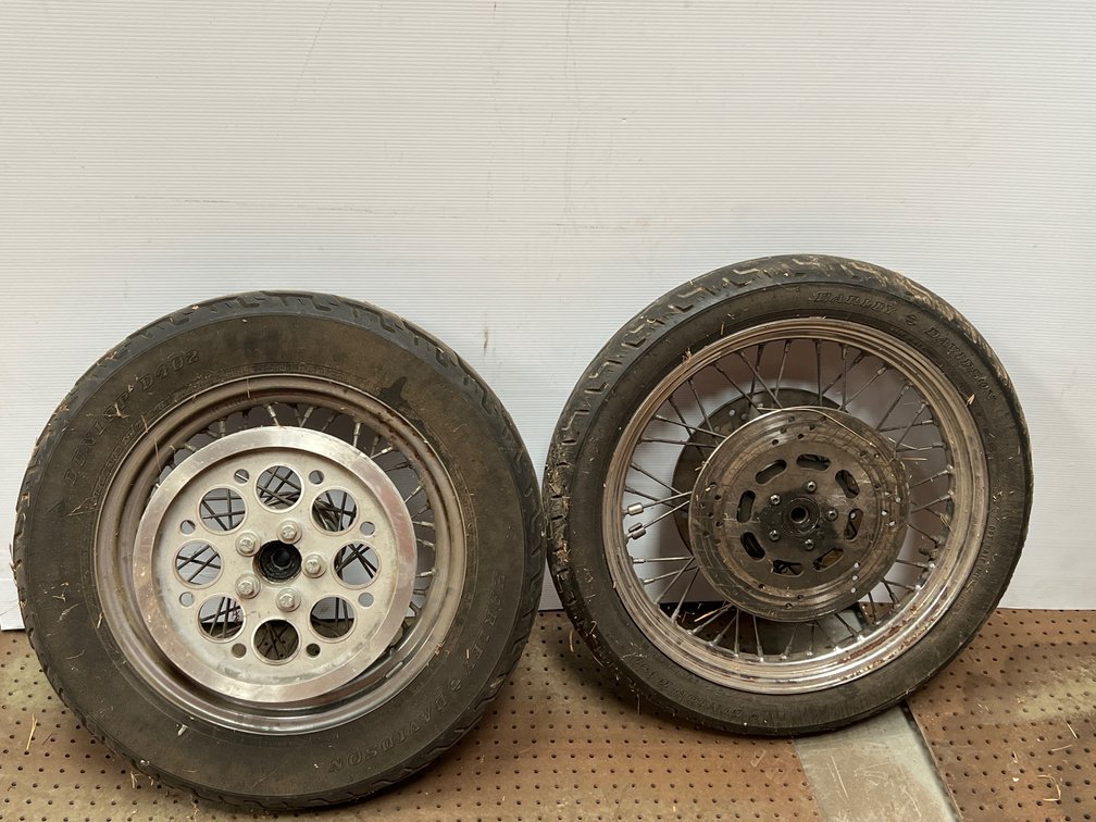 Harley-Davidson Dunlop Spoked Motorcycle Wheels and Tires