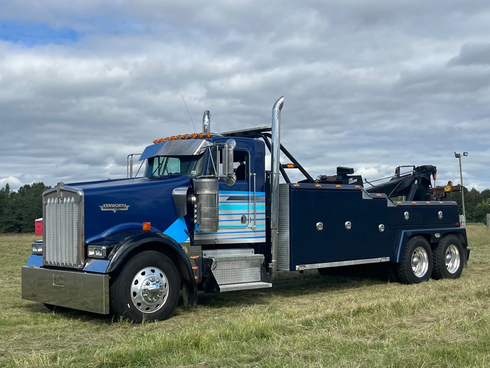 1998 Kenworth W900 Tandem Axle Wrecker Truck