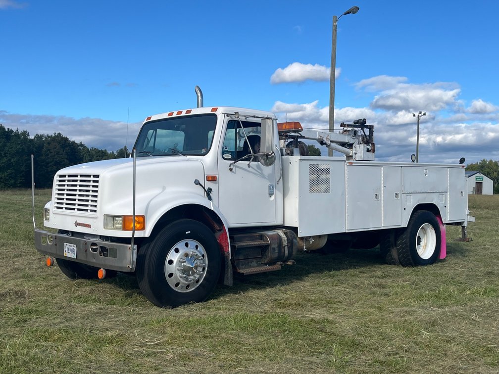 1991 International 4700 Service Truck