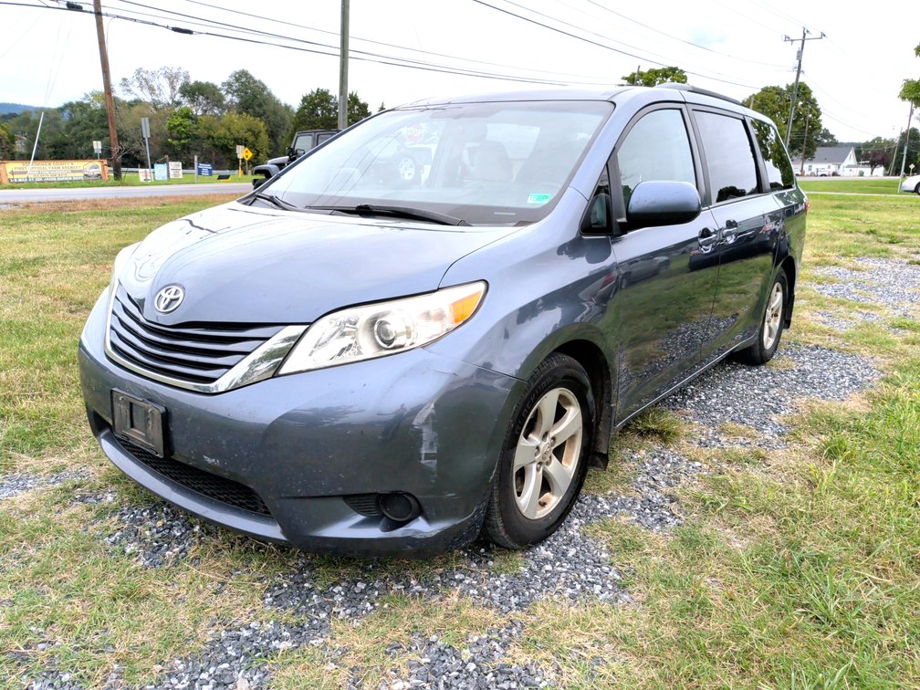 2015 Toyota Sienna LE