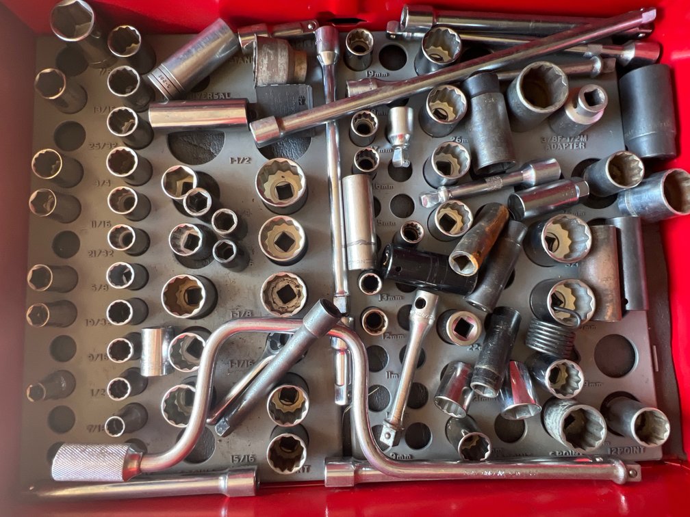 Sockets, Extensions, Speeder Handles, and Organizer Tray