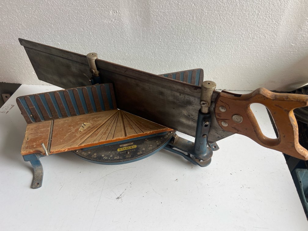 Stanley No. 2358A Miter Box with Backsaw