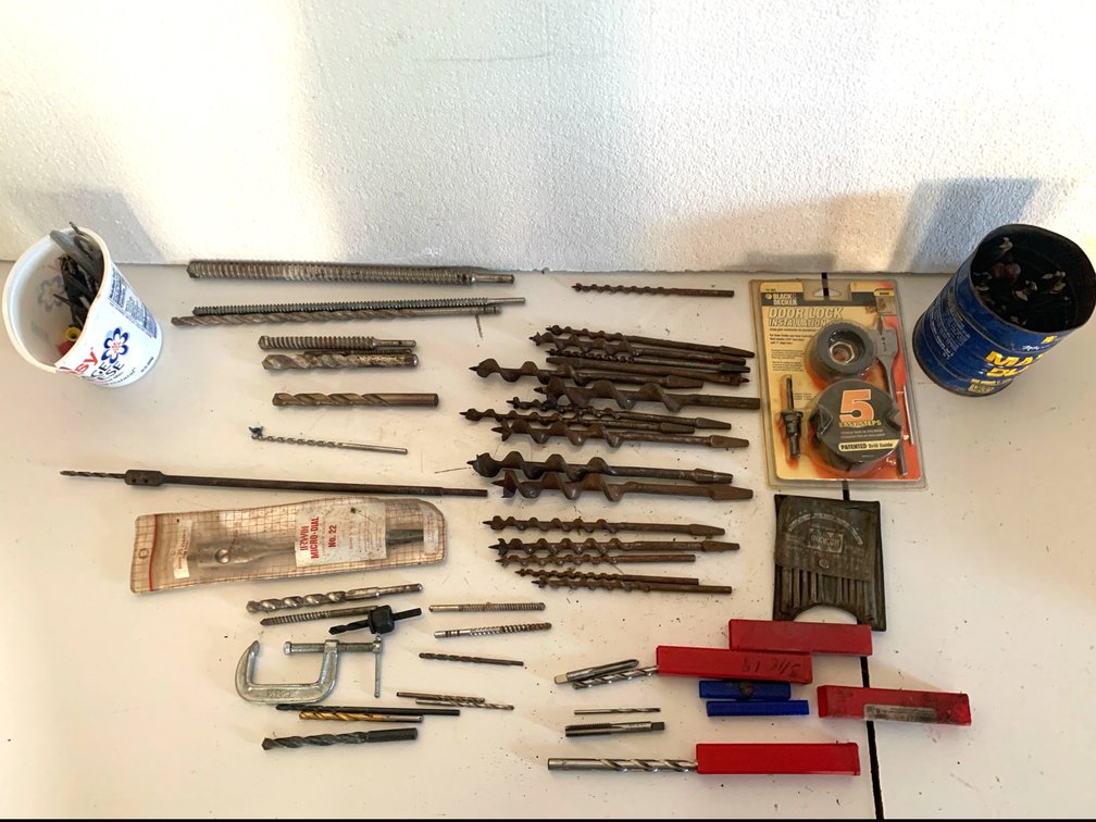 Auger and Drill Bit Lot with Black & Decker Installation Kit