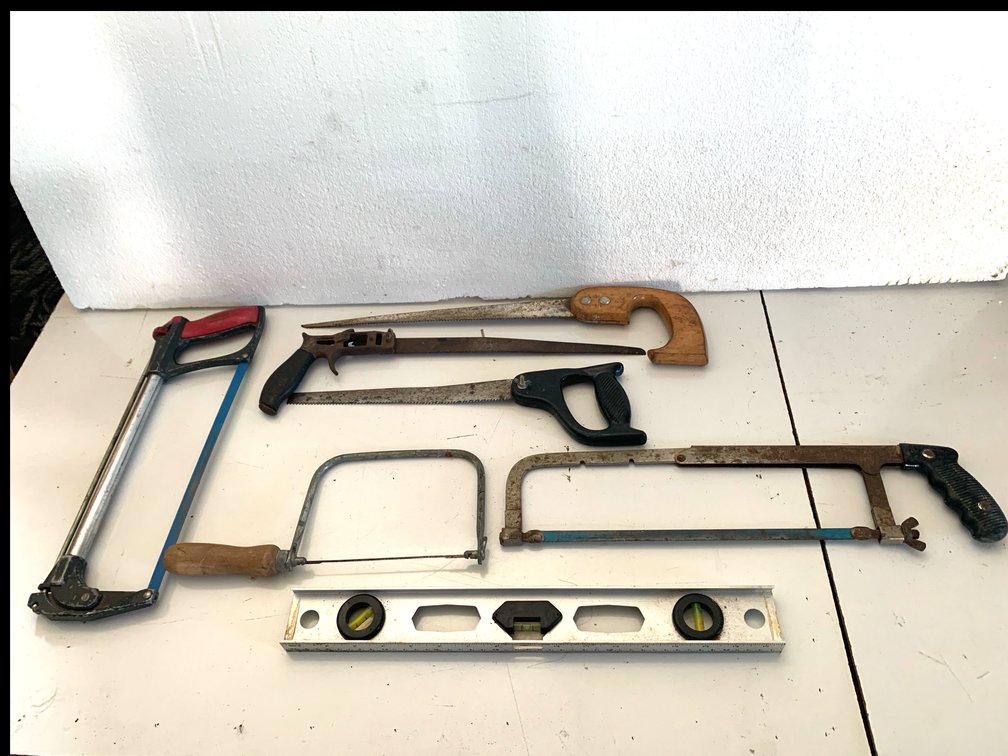 Hand Saws and Aluminum Spirit Level