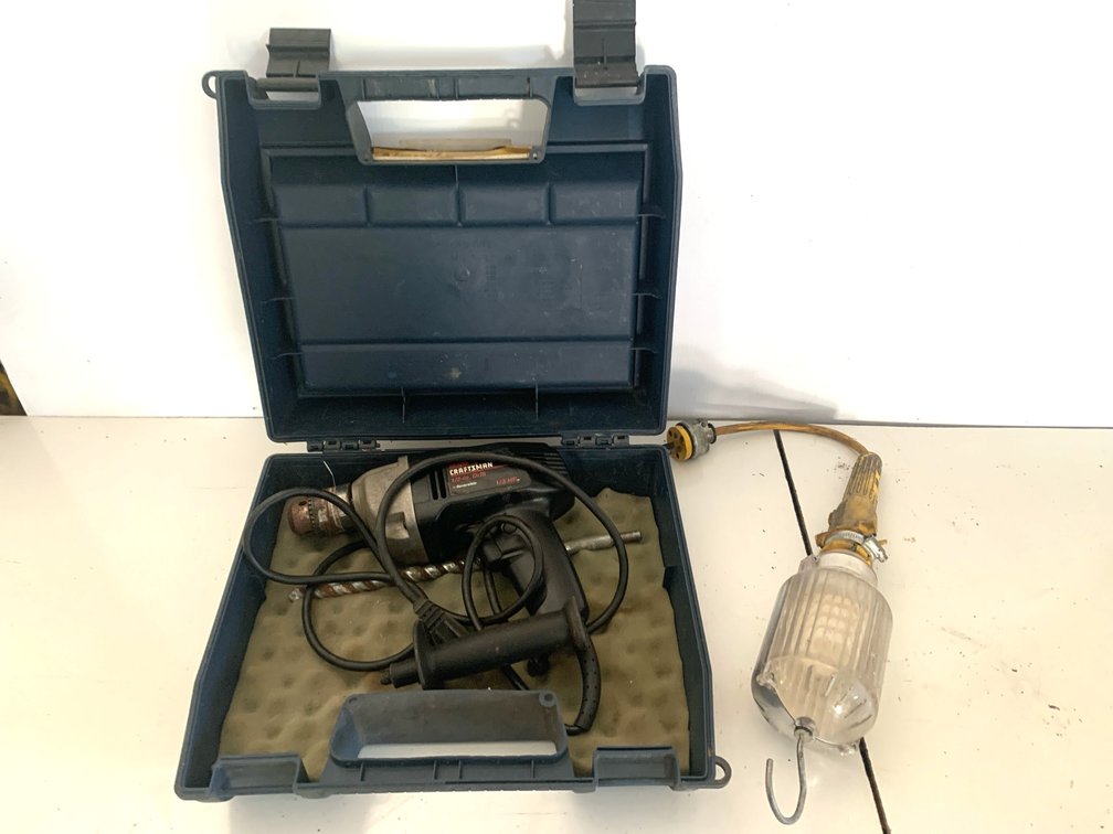 Sears Craftsman 1/2-In. Corded Drill with Case and Trouble Light