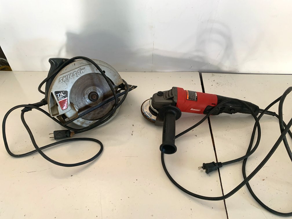 SKILSAW 7 1/4" Circular Saw and Bauer Angle Grinder