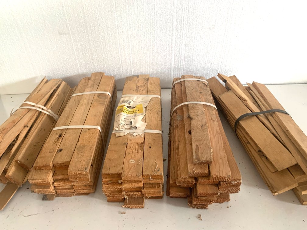 5 Bundles of Tapered Cedar Wood Shims