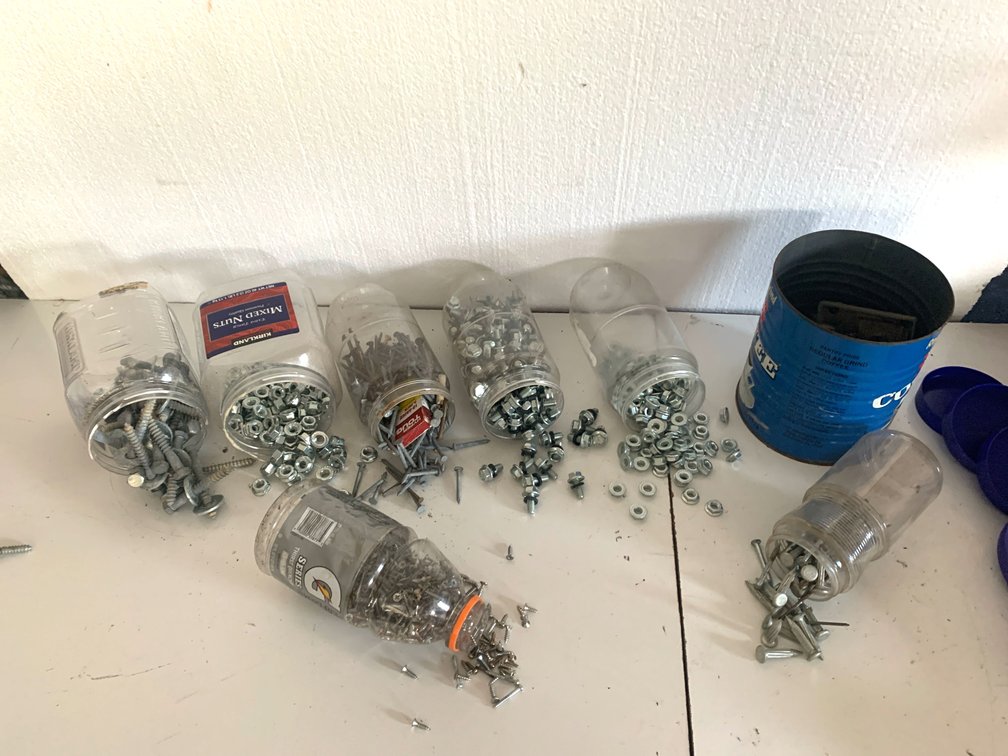 Hex Head Lag Screws, Flange Nuts, Nails, and More Hardware Fasteners