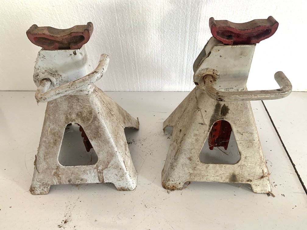 Pair of Automotive Ratchet Jack Stands