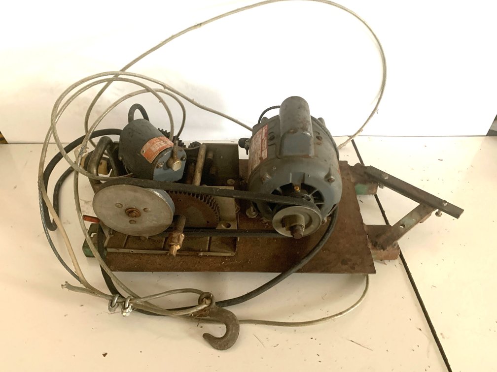 Dayton Model 5K461B 1/2 HP Electric Winch Assembly