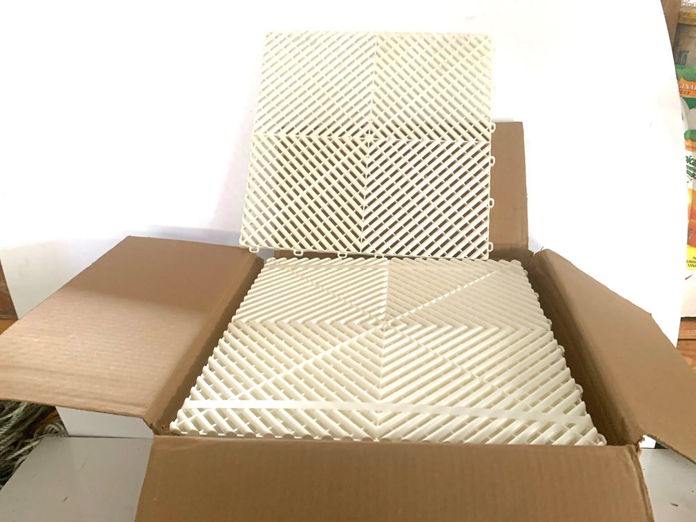 Swisstrax Ribtrax Interlocking Modular Floor Tiles, 25 Pieces