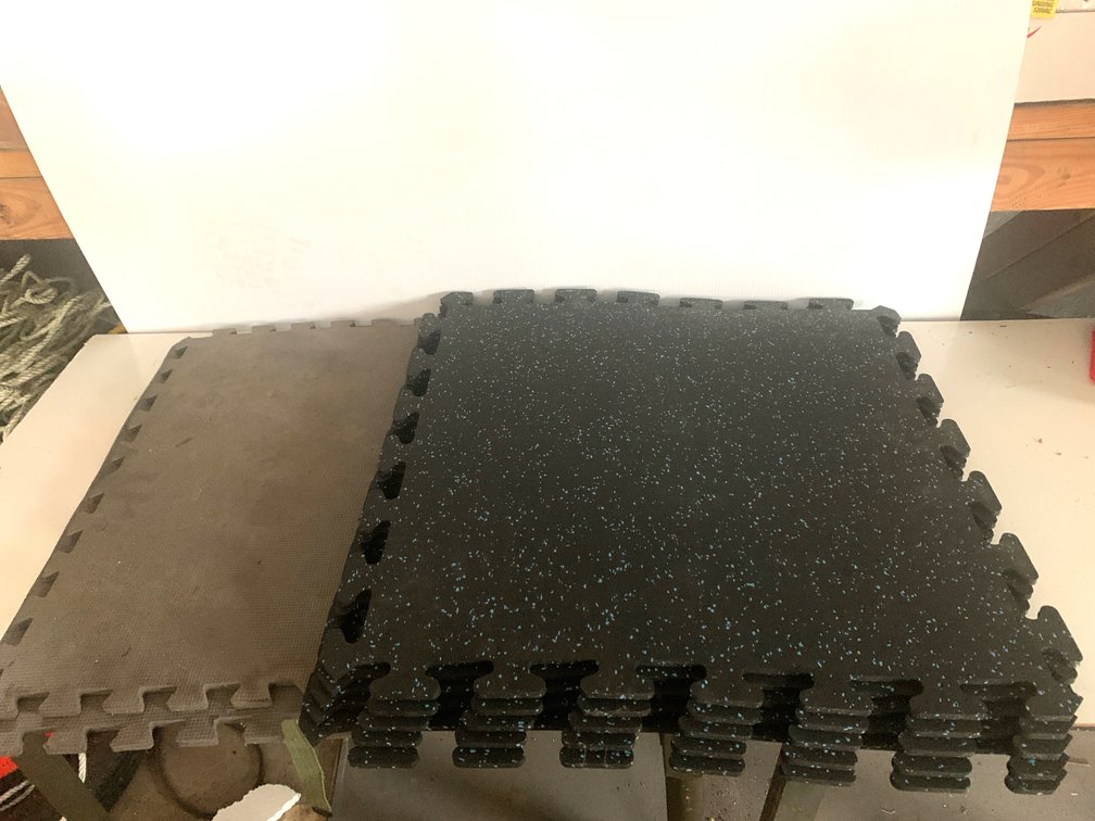 Interlocking Rubber and Foam Gym Floor Tiles