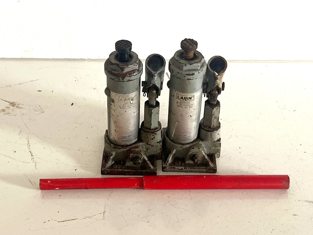 Larin 2 Ton Hydraulic Bottle Jacks with Handle