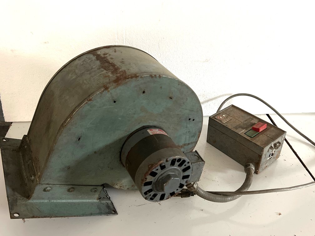 Centrifugal Blower with Dayton 4C054A Electric Motor