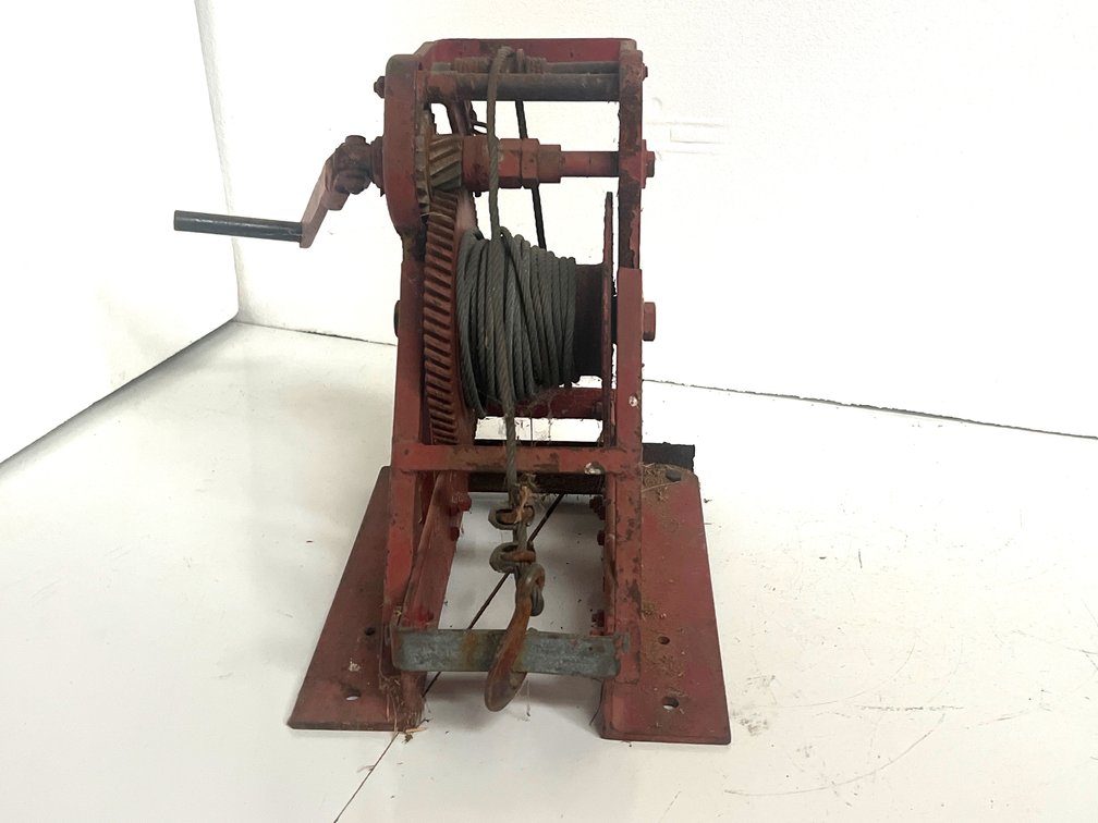 Manual Hand-Crank Cable Winch with Steel Cable